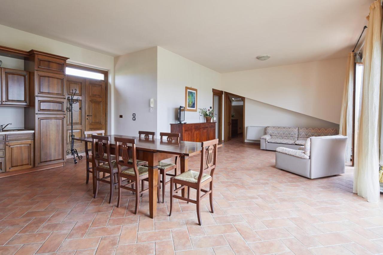 Relais La Cerreta Villa Castiglione del Lago Exterior foto